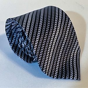 Vitaliano Pancaldi Black Silver Chain Stripe Necktie Italy Luxe